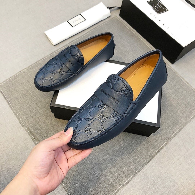 G*u*i leather shoes